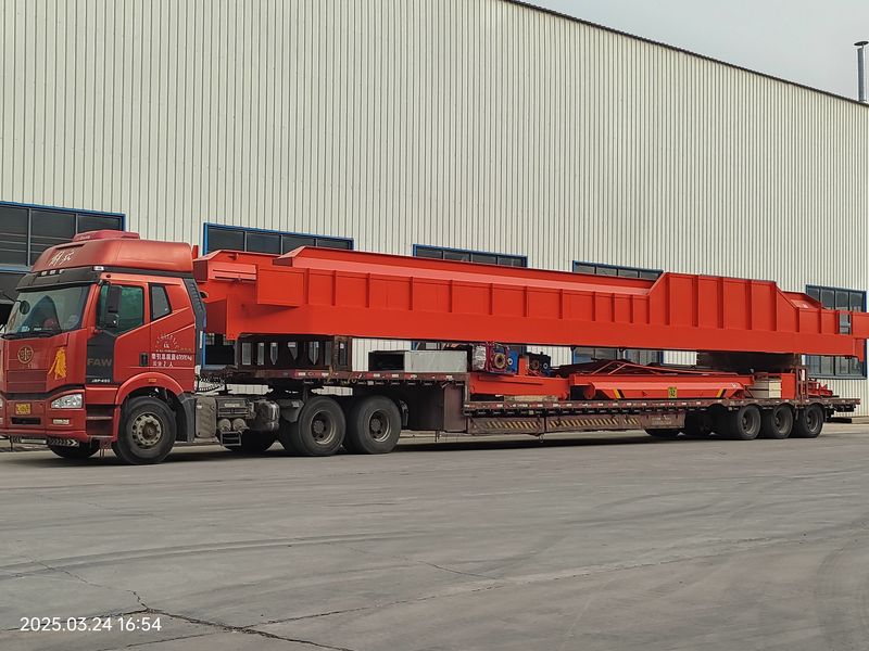 通用橋式起重機(jī) QDXX32/5t—19.5m 電動(dòng)單梁橋式起重機(jī) 2臺(tái) LD10t—16.5m 制作完成，發(fā)往河北石家莊交付客戶使用。