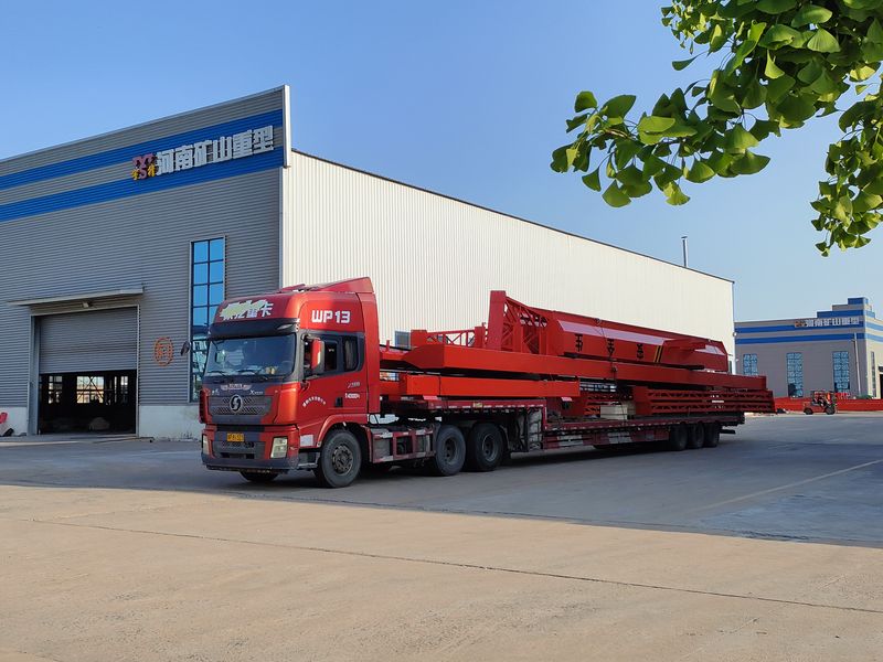 電動(dòng)葫蘆門式起重機(jī) 2臺(tái) MHxh10t—25m 外懸5/5m MHxh5t—23m 外懸4.5/4.5m 制作完成，發(fā)往青海交付客戶使用